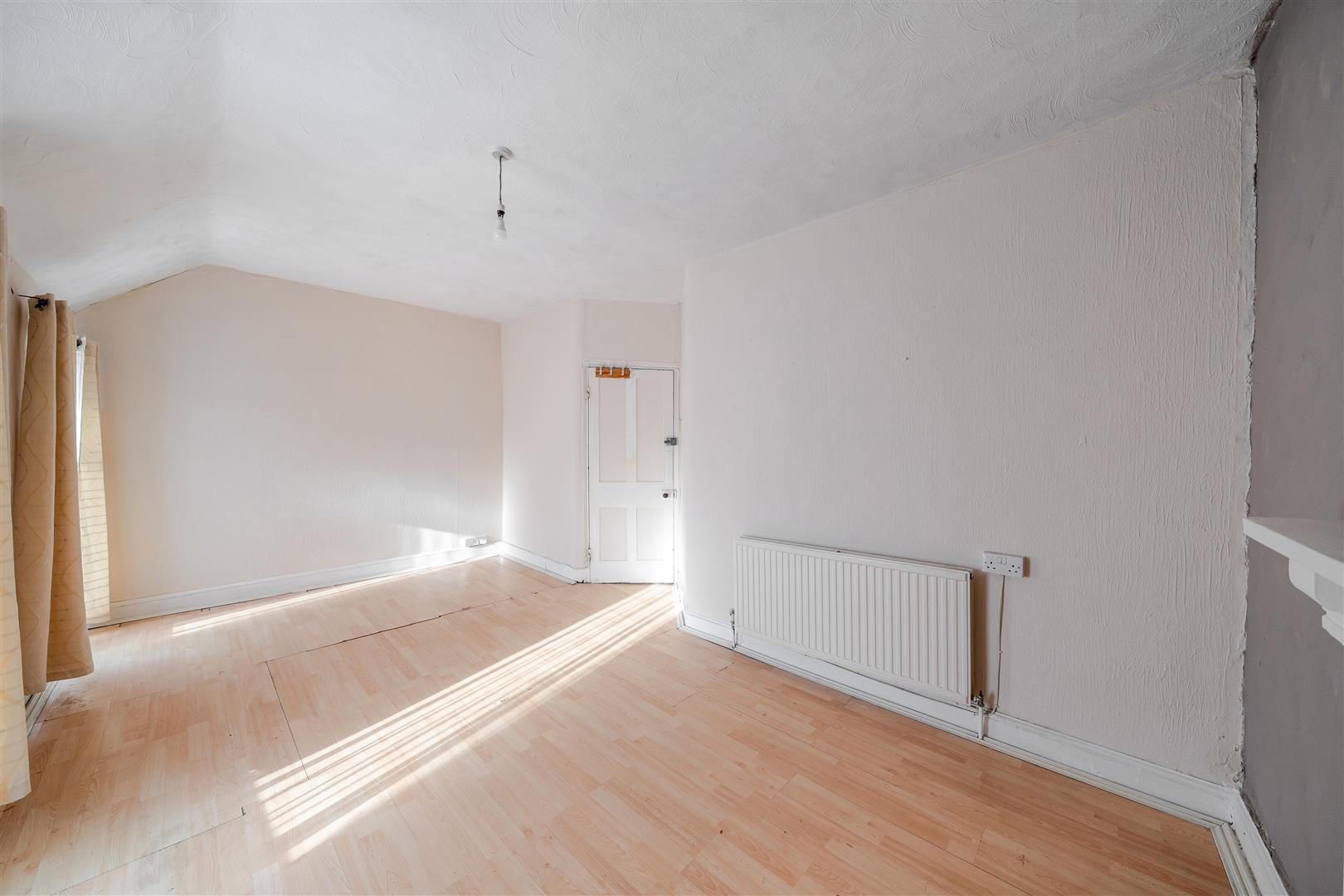 Carmarthen Road, Gendros, Swansea, SA5 8JH